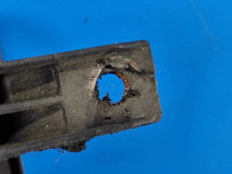 Диффузор вентилятора основного радиатора SX4 06-13 2008 2.0 J20A