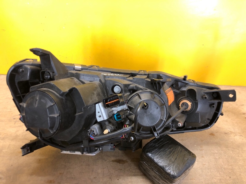 Фара левая LANCER X 10 07-15 Фара левая LANCER X 10 07-15