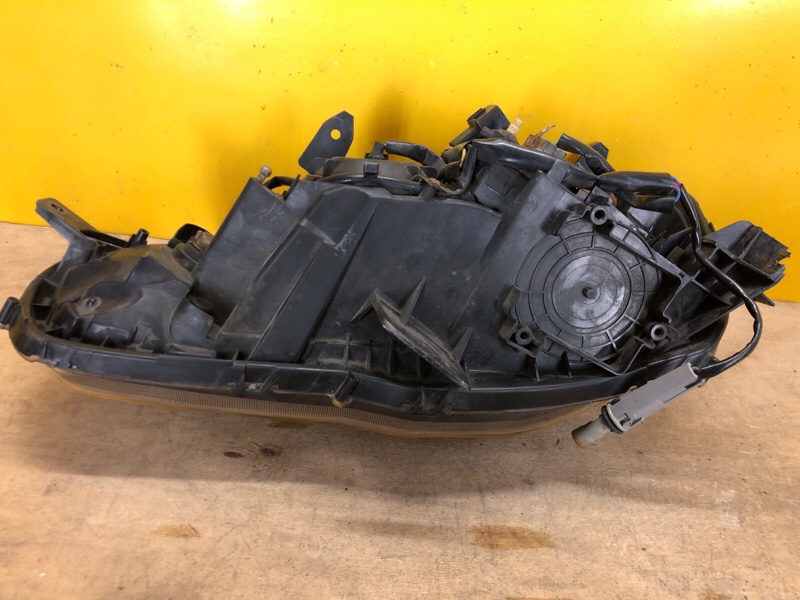 Фара правая LANCER X 10 07-15 Фара правая LANCER X 10 07-15