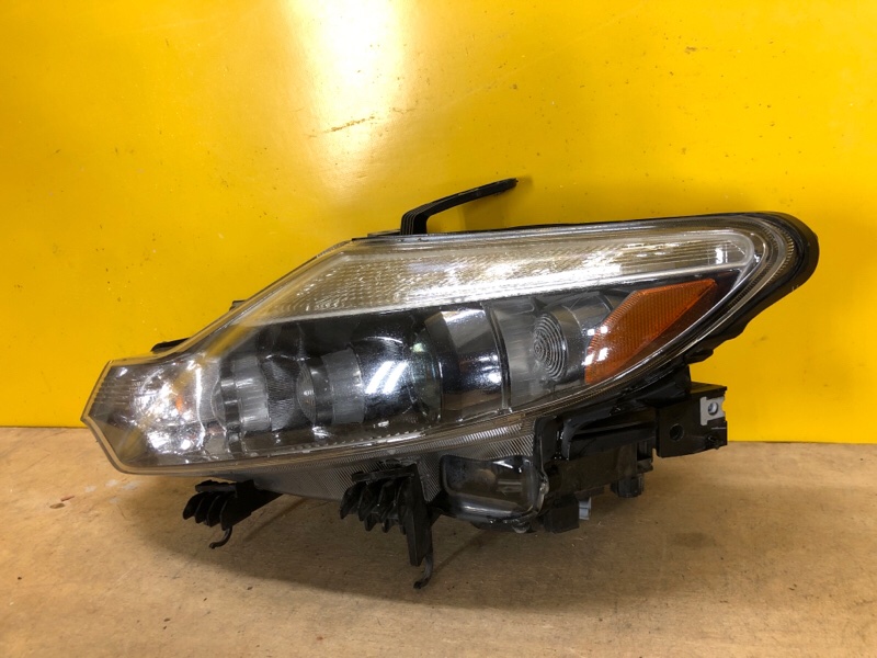 Фара левая NISSAN MURANO Z51 07-14 Фара левая NISSAN MURANO Z51 07-14