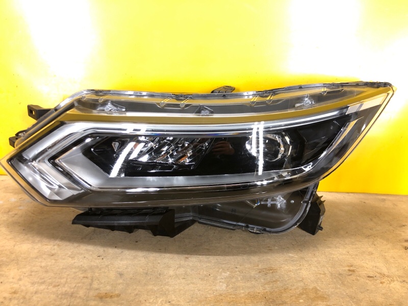 Фара левая NISSAN QASHQAI/ROGUE SPORT 14- 6060HV05B Б/У
