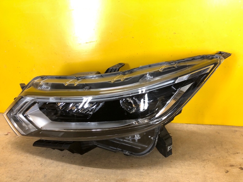 Фара левая NISSAN QASHQAI/ROGUE SPORT 14-