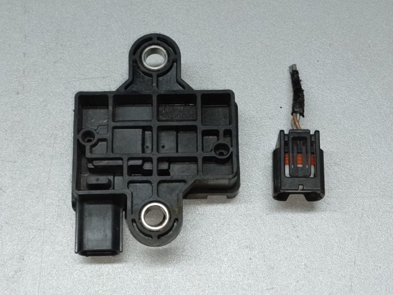 Блок управления дав.в шинах MDX (YD2) 06-13 2007 YD2 3.7 J37A1 Блок управления дав.в шинах MDX (YD2) 06-13 2007 YD2 3.7 J37A1