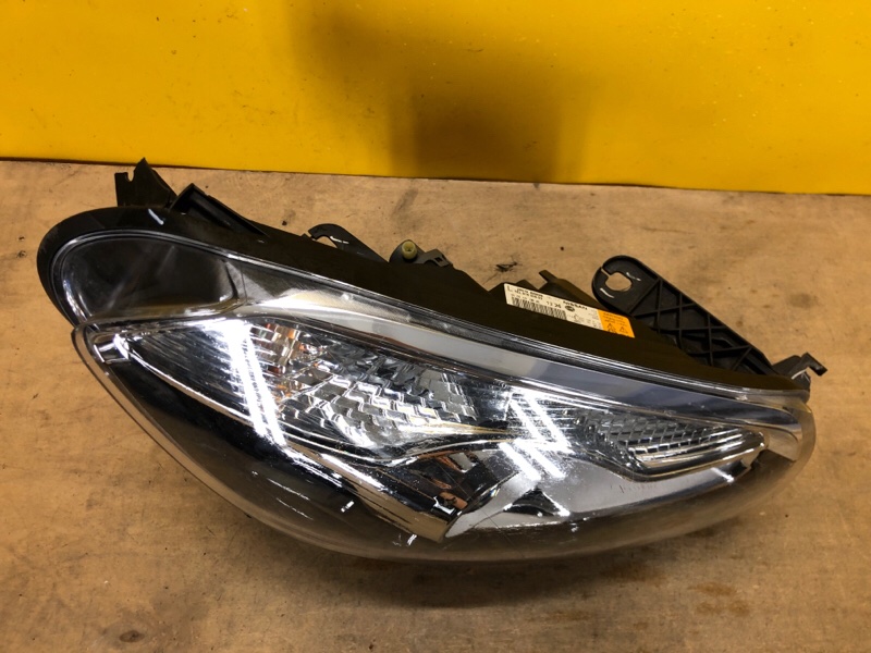 Фара правая QASHQAI 07-14