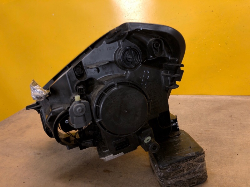 Фара правая QASHQAI 07-14