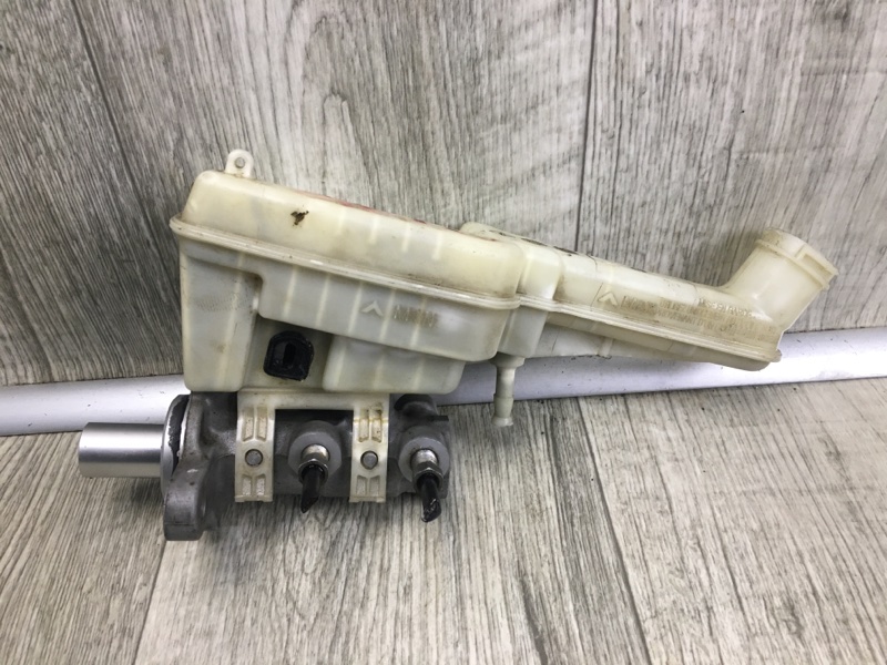 Главный тормозной цилиндр JOURNEY 08-20 2008 JC 3.5 EGF