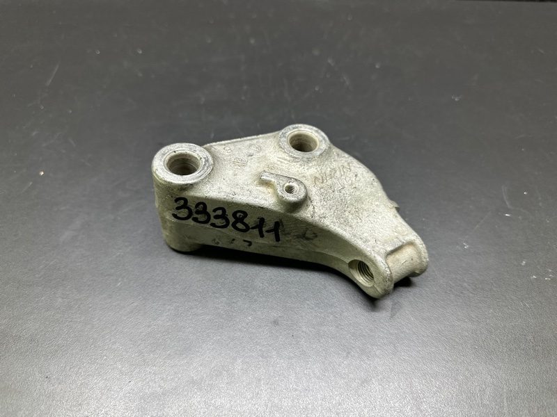 Кронштейн опоры двигателя правый HONDA ACCORD USA 07-12 2010 Седан 2.4 50620-TA0-A00 Б/У