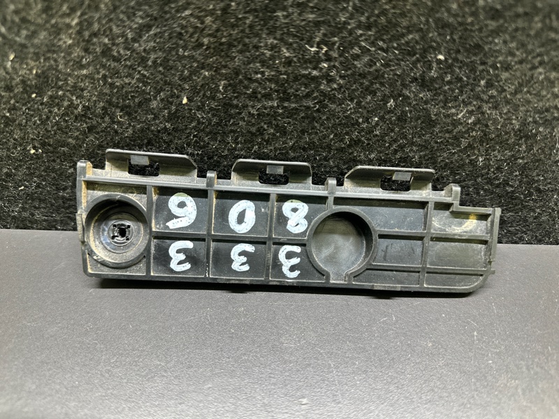 Запчасть кронштейн заднего бампера левый TOYOTA SIENNA 11-16 52158-08010 Б/У Кронштейн заднего бампера левый TOYOTA SIENNA 11-16 52158-08010 Б/У
