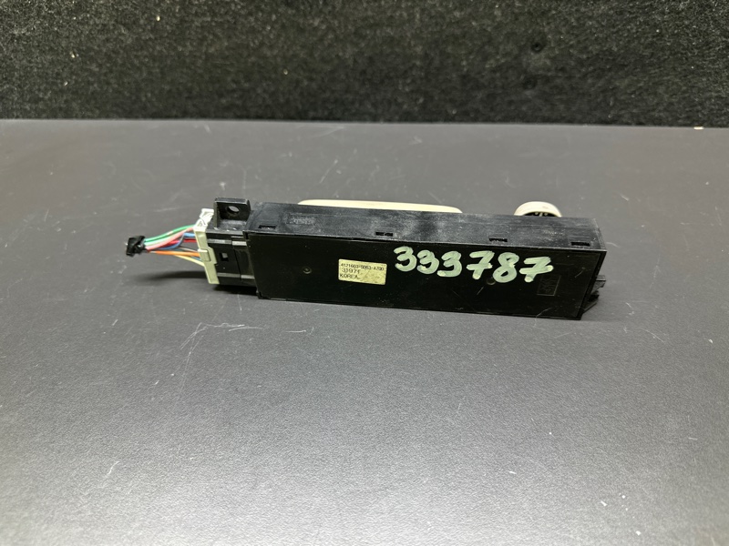 Кнопка регулировки сиденья передняя левая ACURA MDX (YD2) 06-13