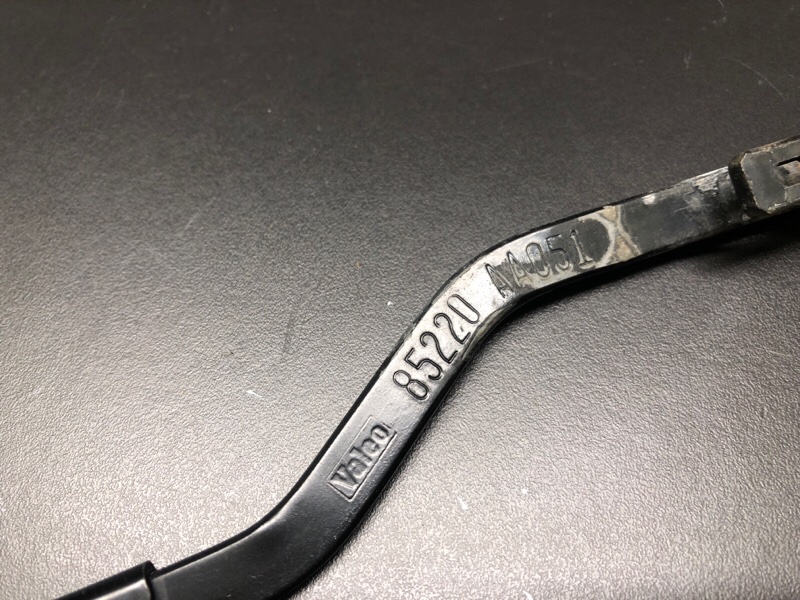 Поводок стеклоочистителя передний левый CAMRY 30 02-06 2003 30 2.4 2AZFE