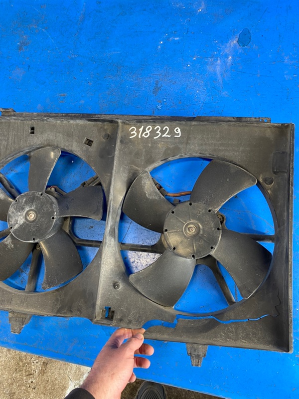 Диффузор вентилятора основного радиатора OUTLANDER XL 05-13 2011 2.4 4B12