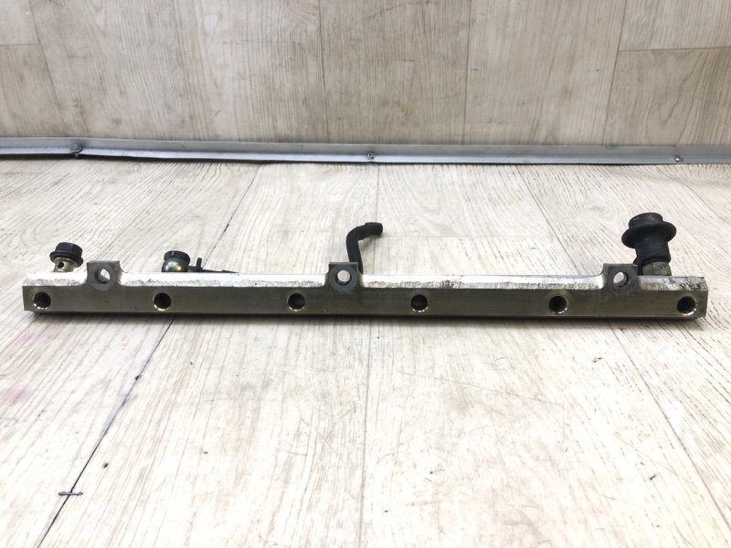 Топливная рейка SUPRA 86-92 A70 3.0 7M-GE