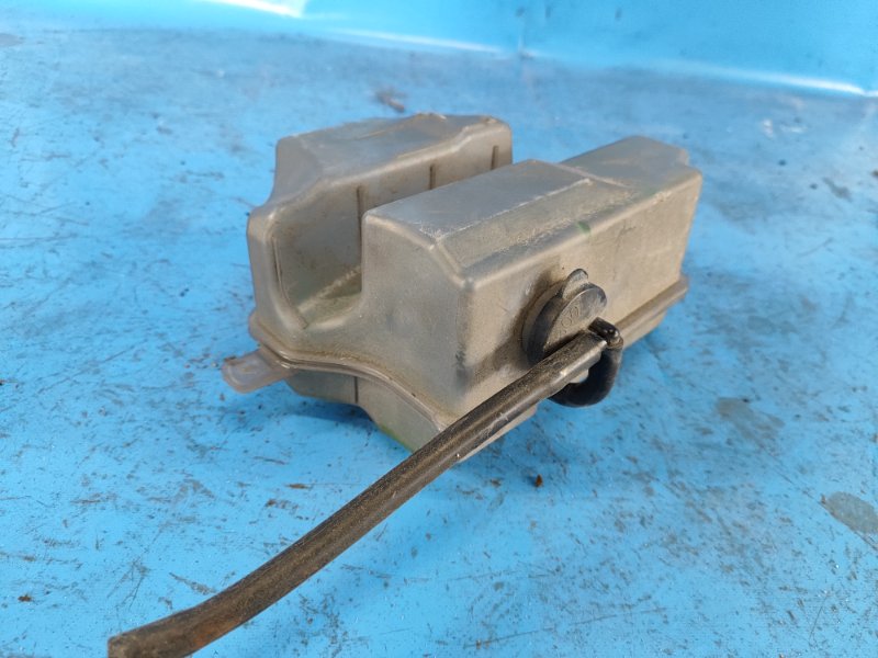 Бачок расширительный 6 GJ 12- 2.2 Diesel