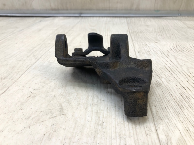 Кронштейн генератора SUPRA 86-92 A70 3.0 7M-GE