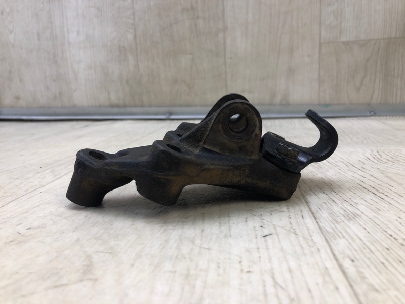 Кронштейн генератора SUPRA 86-92 A70 3.0 7M-GE