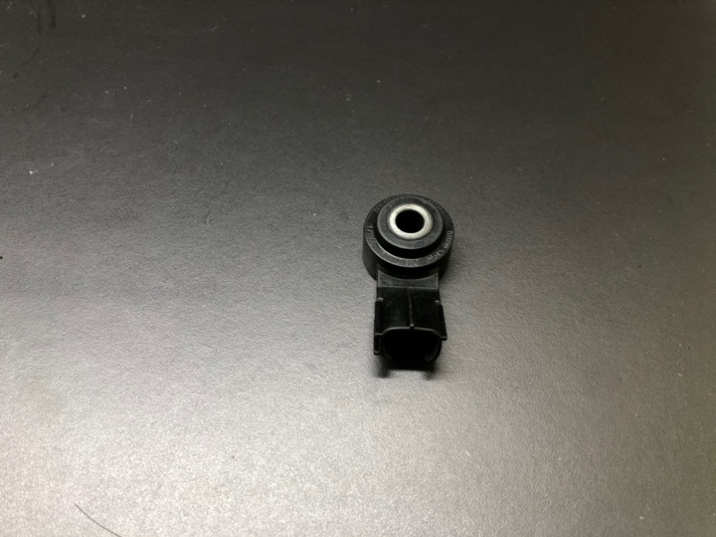 Датчик детонации TOYOTA CAMRY 40 06-11 89615-06010 Б/У