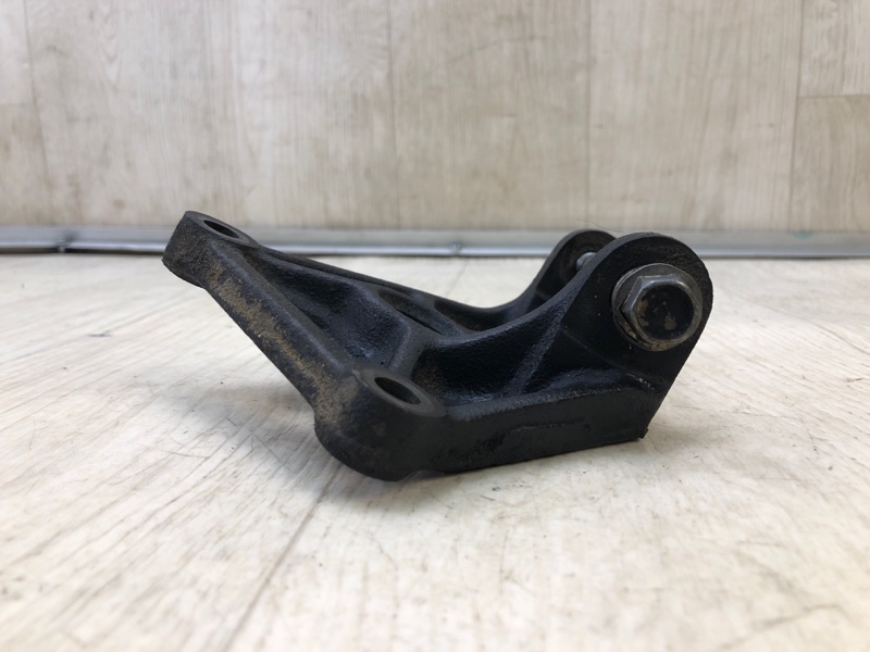 Кронштейн насоса ГУР SUPRA 86-92 A70 3.0 7M-GE