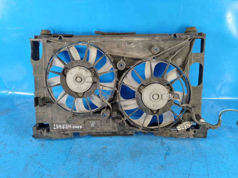 Запчасть диффузор вентилятора основного радиатора TOYOTA PRIUS - 30 09-17 16711-37040 Б/У Диффузор вентилятора основного радиатора TOYOTA PRIUS - 30 09-17 16711-37040 Б/У