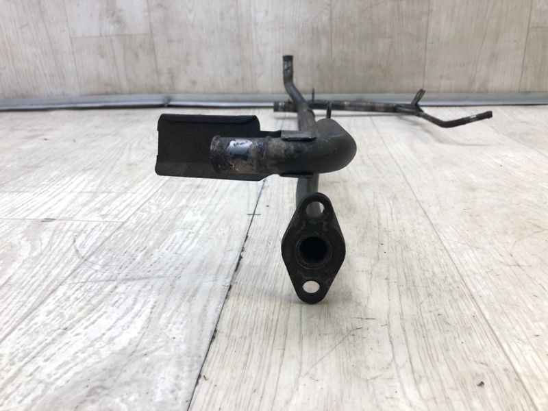 Патрубок системы охлаждения SUPRA 86-92 A70 3.0 7M-GE Патрубок системы охлаждения SUPRA 86-92 A70 3.0 7M-GE