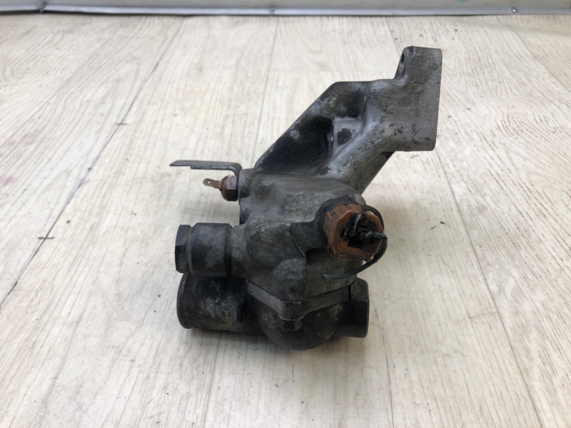 Корпус термостата TOYOTA SUPRA 86-92 A70 3.0 7M-GE
