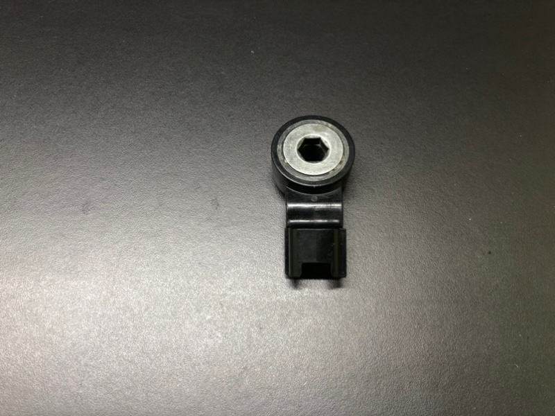 Датчик детонации LS460 06-12 4.6 1UR-FSE Датчик детонации LS460 06-12 4.6 1UR-FSE