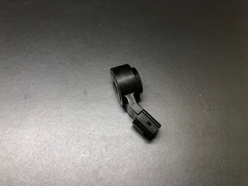 Датчик детонации LEXUS RX300/330/350/400 03-09 Датчик детонации LEXUS RX300/330/350/400 03-09