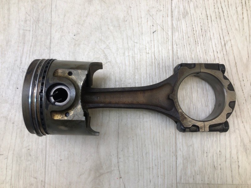 Шатун TOYOTA SUPRA 86-92 A70 3.0 7M-GE