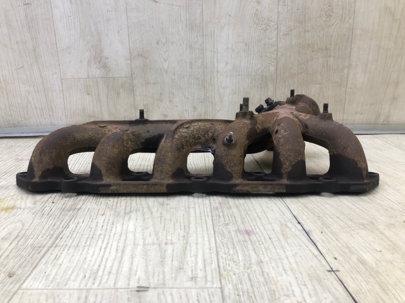 Коллектор выпускной SUPRA 86-92 A70 3.0 7M-GE