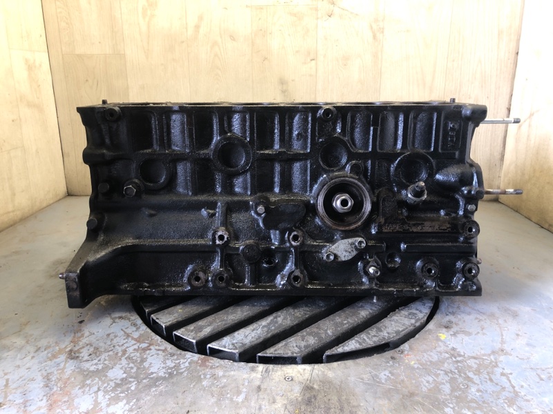 Блок двигателя SUPRA 86-92 A70 3.0 7M-GE Блок двигателя SUPRA 86-92 A70 3.0 7M-GE