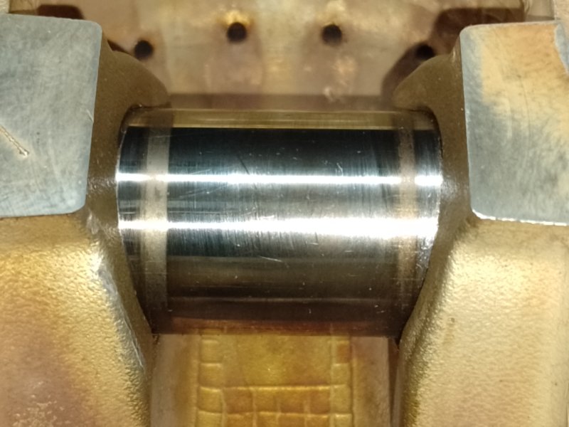 Поршень LEGACY 03-09 BL/BP 2.0 T