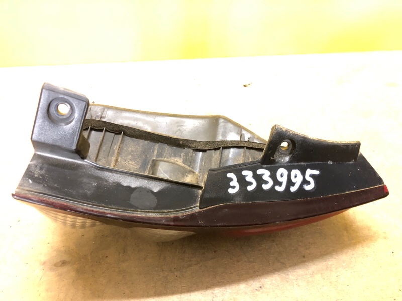 Фонарь наружный правый LAND CRUISER PRADO 120 02-09