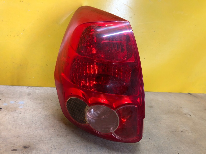 Фонарь наружный правый TOYOTA AURIS 06-12 8155102380 Б/У