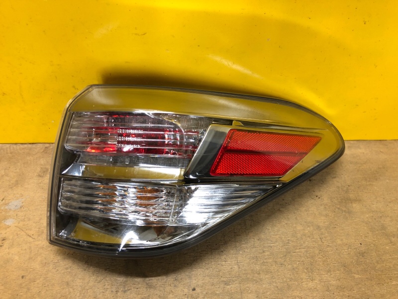 Фонарь наружный правый LEXUS RX350/450 09-15 81551-48260 Б/У