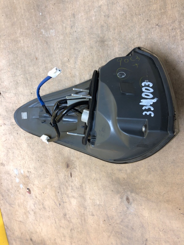 Фонарь наружный правый RX350/450 09-15