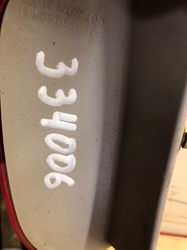 Фонарь наружный правый CAMRY 40 06-11 Фонарь наружный правый CAMRY 40 06-11