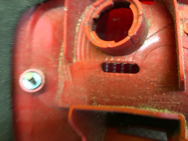 Фонарь наружный правый RAV4 00-05