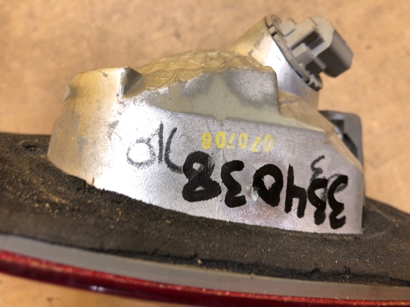 Фонарь внутренний левый COROLLA 150 06-13 Фонарь внутренний левый COROLLA 150 06-13