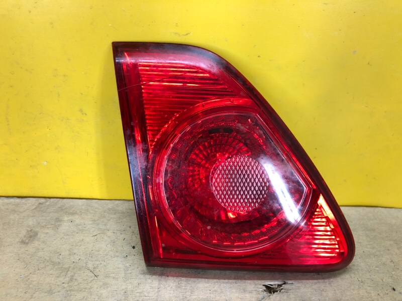 Запчасть фонарь внутренний левый TOYOTA COROLLA 150 06-13 8159112100 Б/У Фонарь внутренний левый TOYOTA COROLLA 150 06-13 8159112100 Б/У