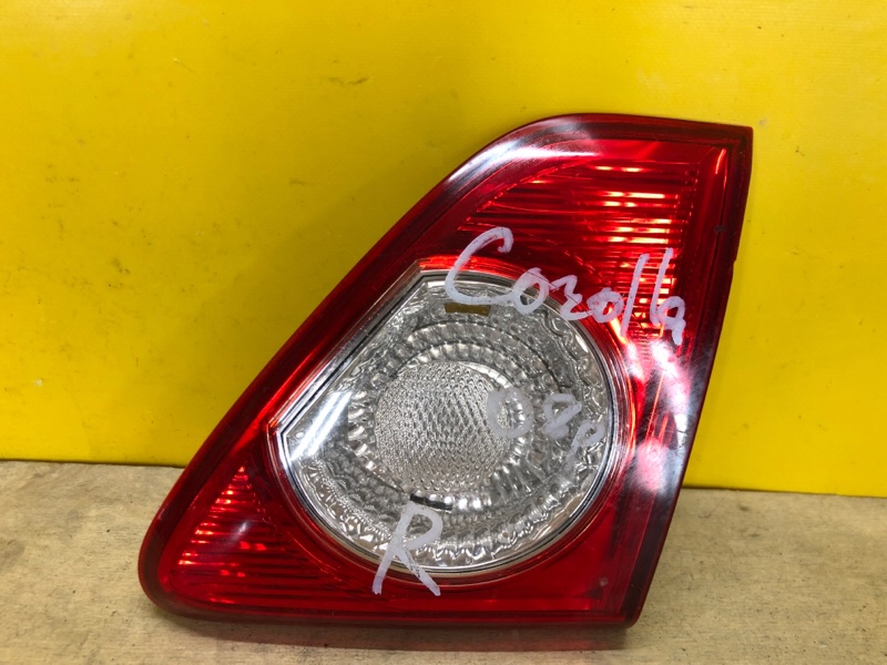 Запчасть фонарь внутренний правый TOYOTA COROLLA 150 06-13 81580-02190 Б/У Фонарь внутренний правый TOYOTA COROLLA 150 06-13 81580-02190 Б/У