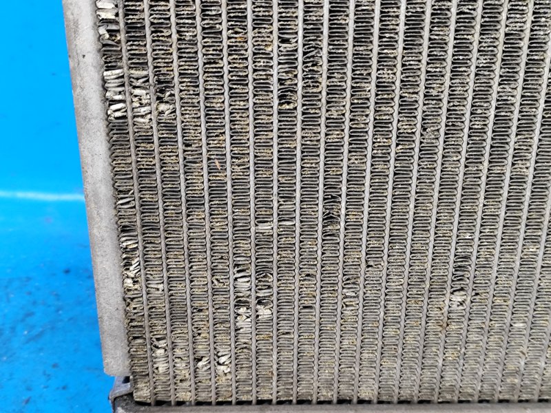 Радиатор основной INSIGHT 08-14 Радиатор основной INSIGHT 08-14