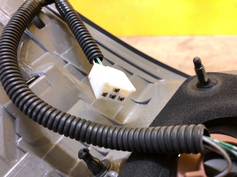 Фонарь наружный правый IS250/350 05-13