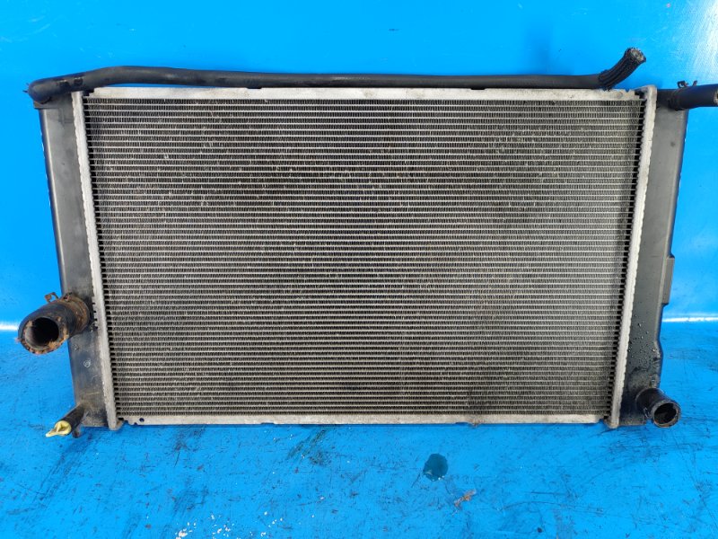 Радиатор основной TOYOTA PRIUS - 30 09-17