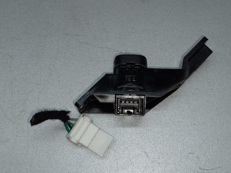 Кнопка открывания багажника внутренняя RDX 19- 2020