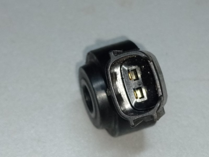 Датчик детонации CAMRY 70 17-