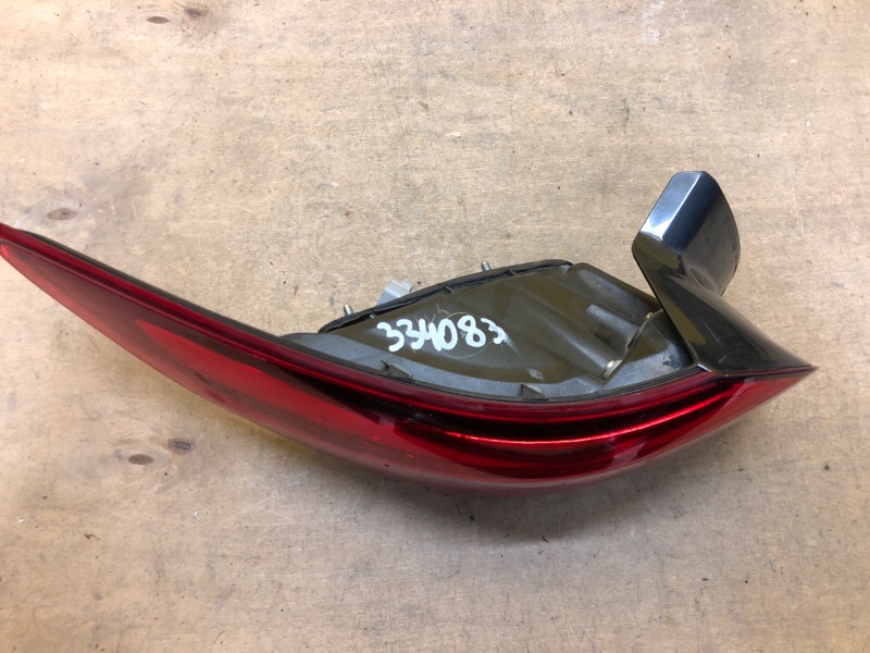 Фонарь наружный левый 6 GJ 12-