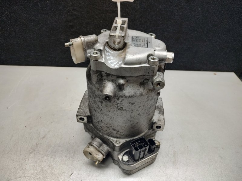 Запчасть компрессор кондиционера NISSAN LEAF 10-17 92600-1MG0A Б/У Компрессор кондиционера NISSAN LEAF 10-17 92600-1MG0A Б/У