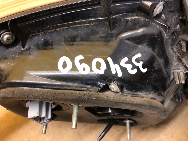 Фонарь наружный правый 3 BL 09-13