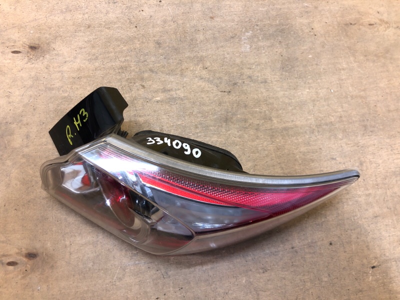 Фонарь наружный правый 3 BL 09-13