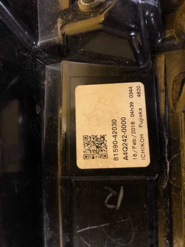 Фонарь внутренний левый RAV4 13-19