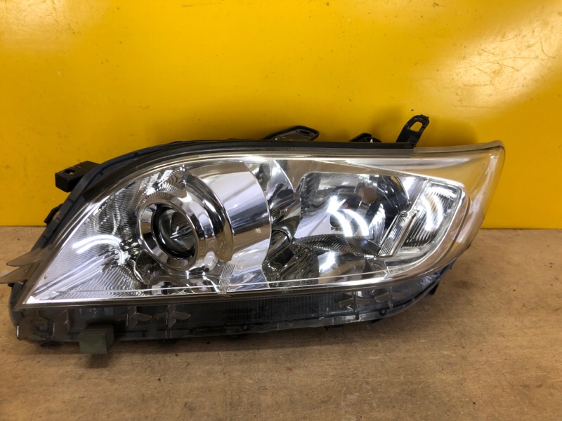 Фара левая TOYOTA RAV4 05-12 8117042500 Б/У